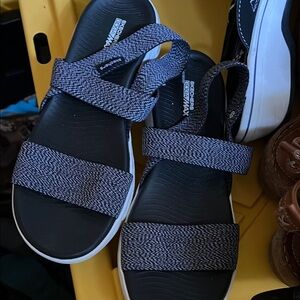 Skechers Black and Gray Sandals